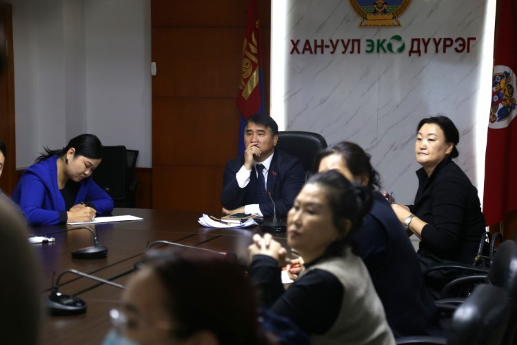 Өргөдөл гомдлыг шуурхай шийдвэрлэх, ажлын уялдаа холбоог сайжруулах чиглэлээр Нийслэлийн Хүнс, хөдөө аж ахуйн газар, Эрүүл мэндийн газрын улсын байцаагч нар ажлаа танилцууллаа