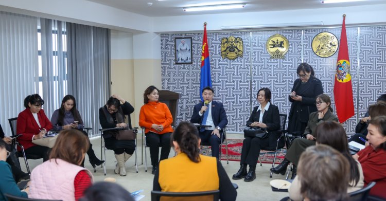 Сонгинохайрхан дүүргийн өнөр бүсийн сургууль, цэцэрлэгийн удирдлагуудтай өглөөний уулзалт хийлээ